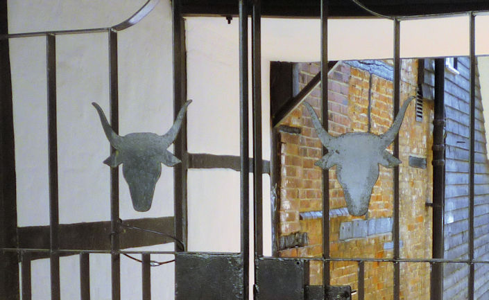 Bull's Yard Gates